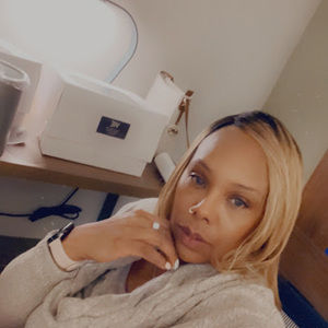 Meet your Posher, Nakia